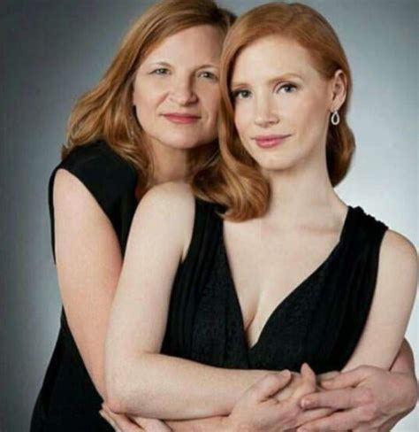 jessica chastain family