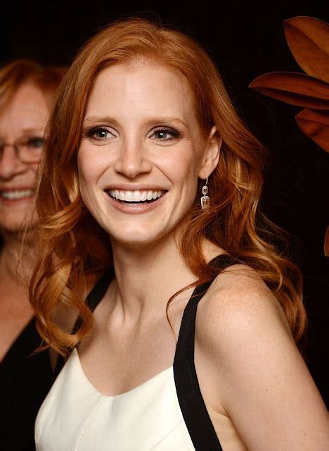jessica chastain height and weight