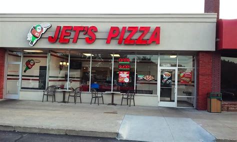 jet's pizza near 48310