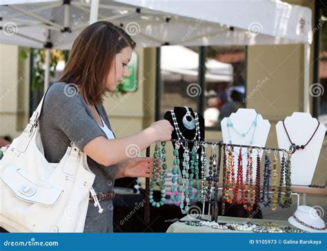 jewelry buyer