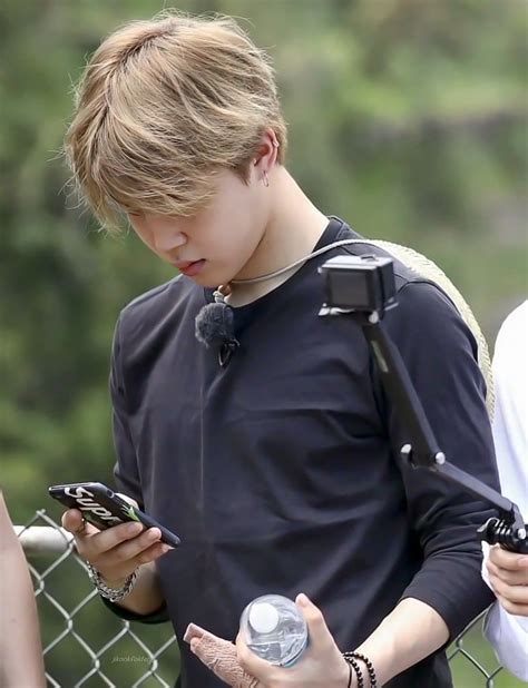 Jimin Using Phone Funny