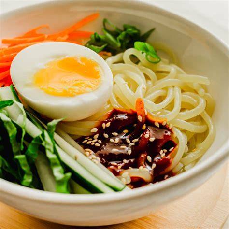 Jjolmyeon (Spicy Cold Noodles)