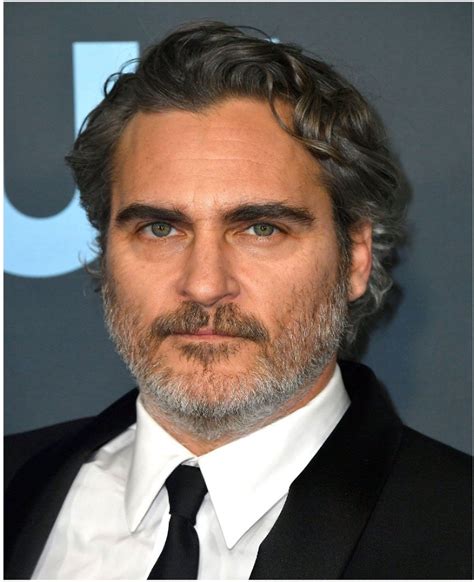 joaquin phoenix age and height