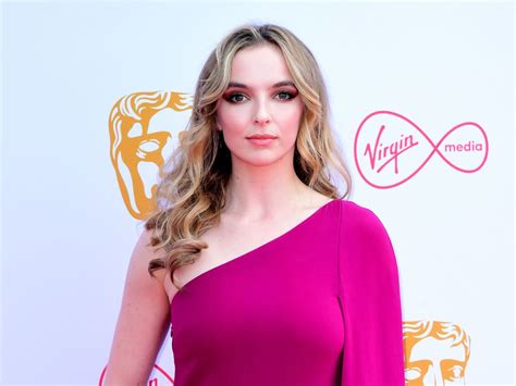 jodie comer accents killing eve