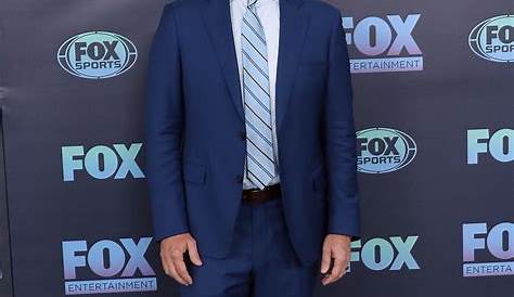 Unveiling The Height Of Sports Broadcasting: Joe Buck's Stature Revealed