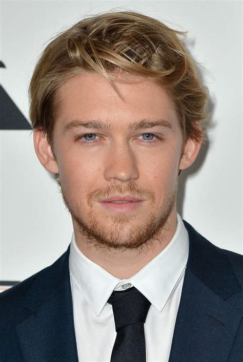 joe alwyn images