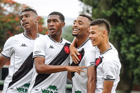 jogadores atuais do vasco