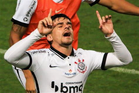 jogadores do corinthians atualmente