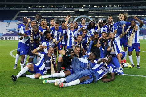 jogadores do futebol clube do porto