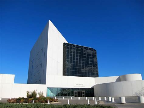 john kennedy library boston