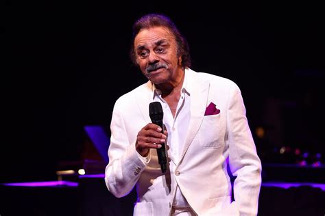 johnny mathis retires
