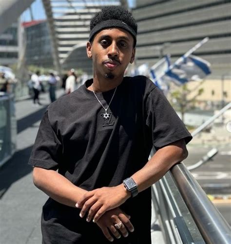 johnny somali height