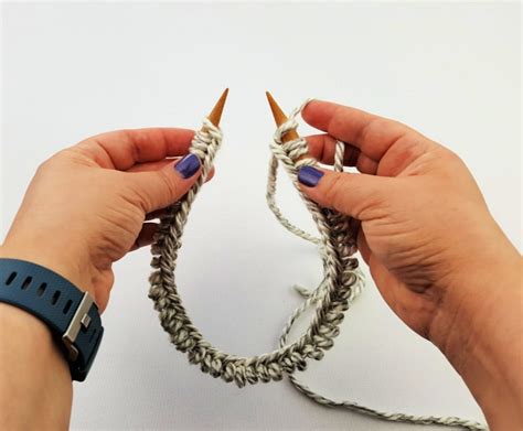 Tutorial How to Join in the Round Knitting pattern by Ana