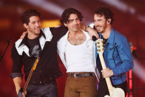 jonas brothers tour dates 2022