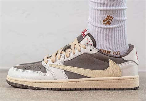 jordan 1 low travis reverse mocha