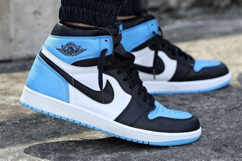 jordan 1 retro high og unc toe gs