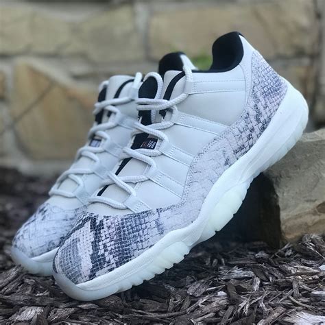 jordan 11 retro low snakeskin