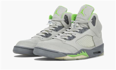 jordan retro 5 2022