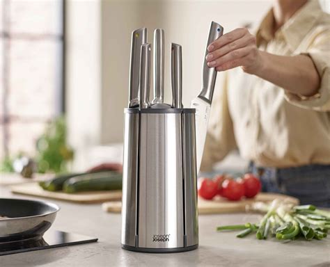 Joseph Joseph Knife Set Carousel