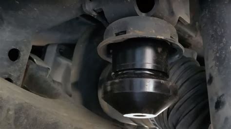Jounce Bushing Lubrication