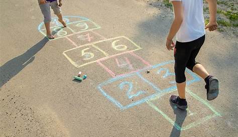 La Diputación recupera los juegos tradicionales entre 600 niños de la