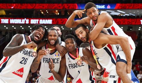 jugadores de baloncesto franceses