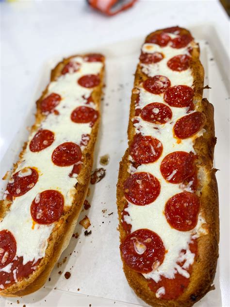 julia pacheco french bread pizza