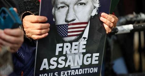 julian assange extradition order rejected