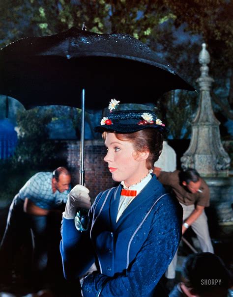 julie andrews mary poppins umbrella