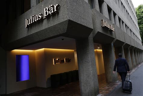 julius baer singapore minimum deposit