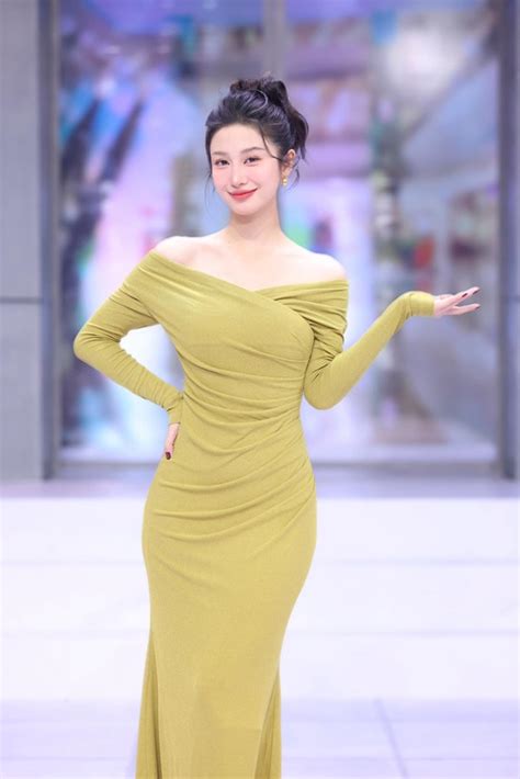 Những bộ bikini đẹp mê hồn của Jun Vũ - Người mẫu Việt nổi tiếng