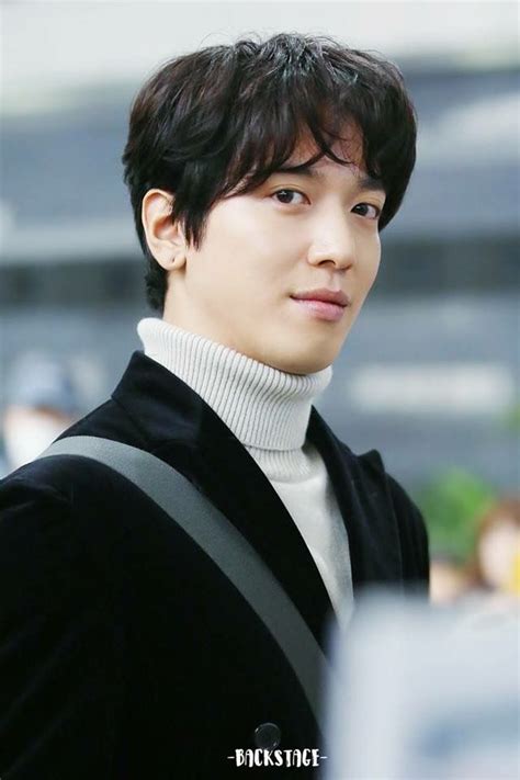 Watch CNBLUE