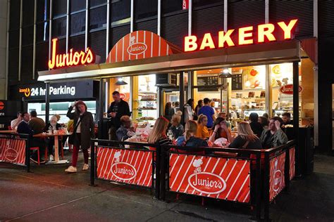 junior's restaurant and bakery new york ny