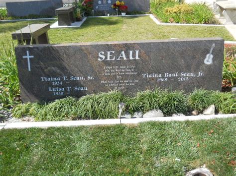 junior seau find a grave