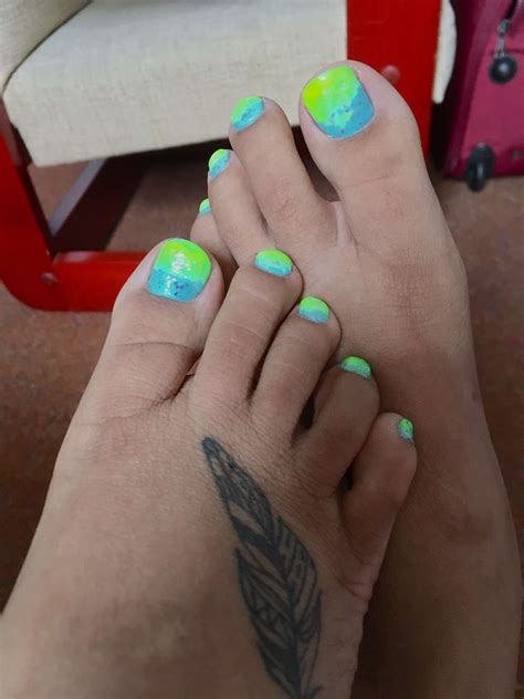 jureka del mar feet