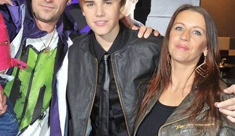 Justin Bieber’s Parents Slammed: Mom Was In Audience At Comedy Central