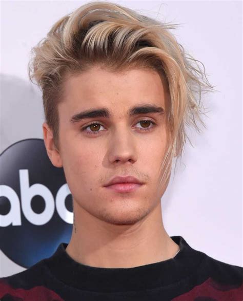 justin bieber edad 2022