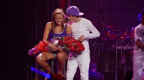 justin bieber one less lonely girl concert