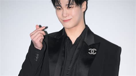 k-pop star moonbin of boy band astro