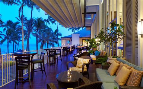 kahala hotel and resort restaurants