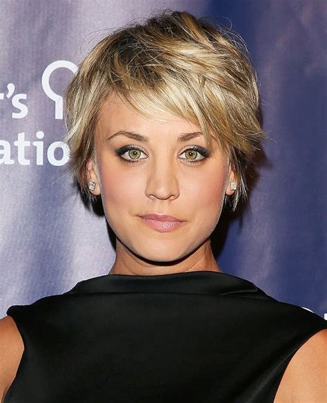 A Line Haircut – The Hottest Short Haircut Right Now!