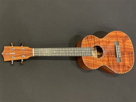 Kamaka Ukulele Koa