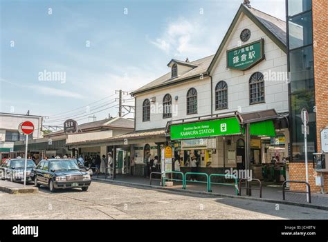 混雑を回避！鎌倉駅から鶴岡八幡宮を賢く巡る最新観光ルート徹底解剖