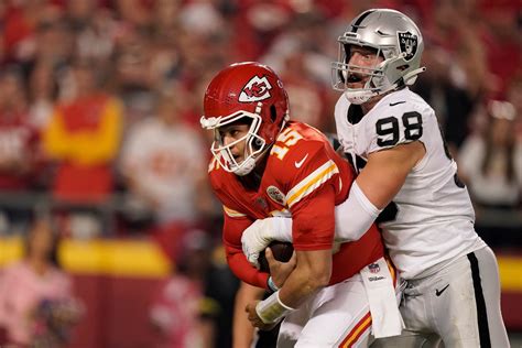 kansas city chiefs vs raiders stats