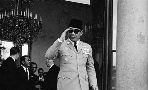 kapan soekarno jadi presiden