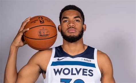 karl-anthony towns age