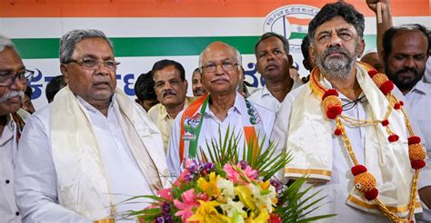 karnataka bjp worker joins congress