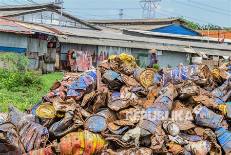 kasus pencemaran limbah b3 di indonesia