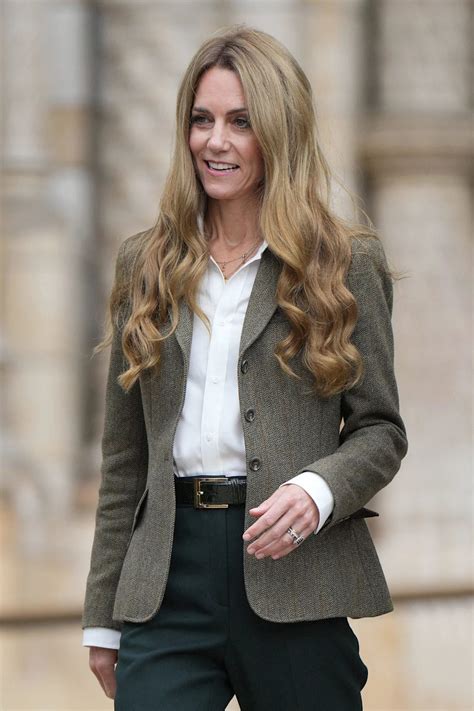 kate middleton blonde