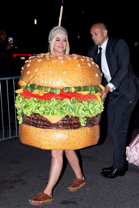 katy perry hamburger dress met gala